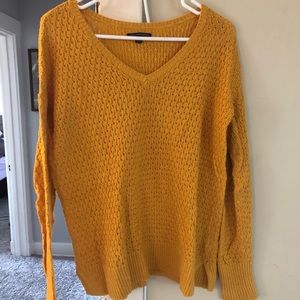 American Eagle sweater